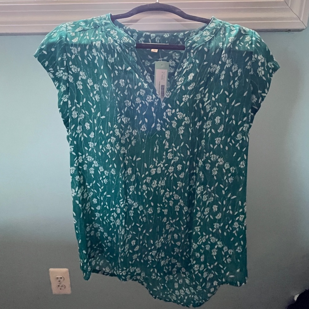 Fun2Fun Alvena Split Neck Blouse